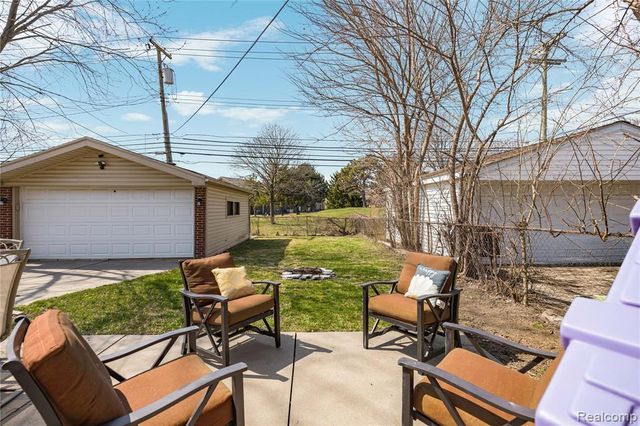 32099 Saint Margaret Street, Saint Clair Shores, MI 48082