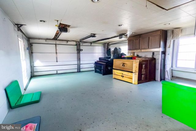 24 ROSE APPLE, Levittown, PA 19056