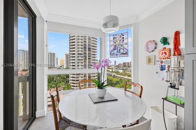1000 Island Blvd 1204, Aventura, FL 33160