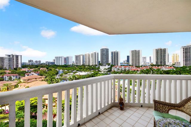 1000 Island Blvd 1204, Aventura, FL 33160