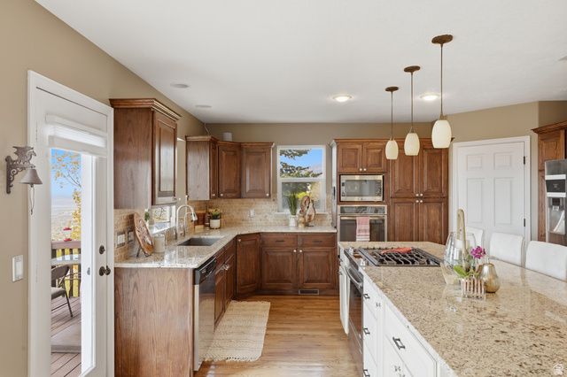 2806 S MAPLE COVE DR, Bountiful, UT 84010