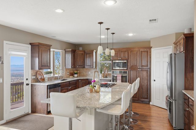 2806 S MAPLE COVE DR, Bountiful, UT 84010