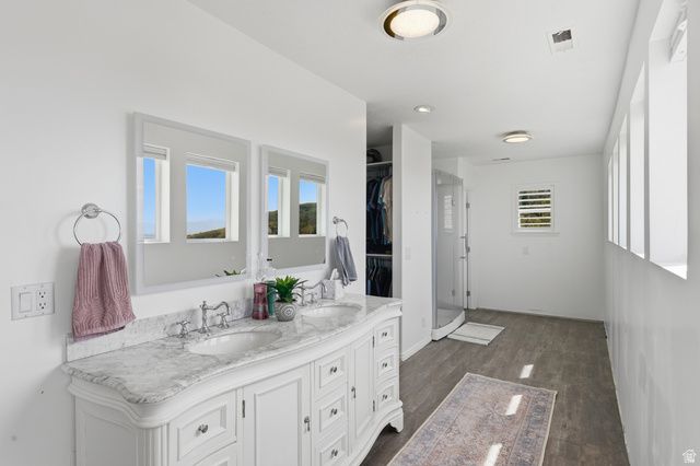2806 S MAPLE COVE DR, Bountiful, UT 84010