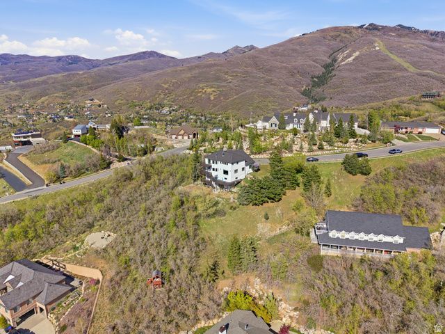 2806 S MAPLE COVE DR, Bountiful, UT 84010