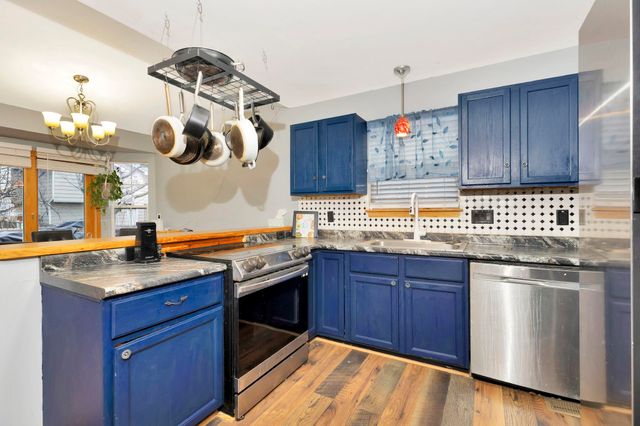 1917 N Covington St, Wichita, KS 67212