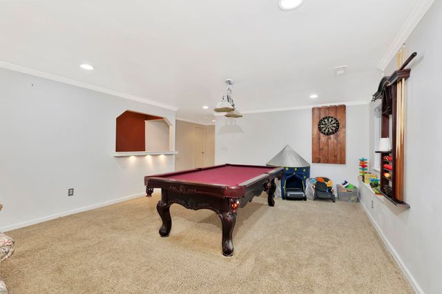 1917 N Covington St, Wichita, KS 67212