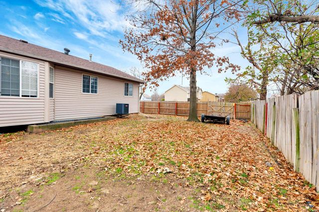 1917 N Covington St, Wichita, KS 67212