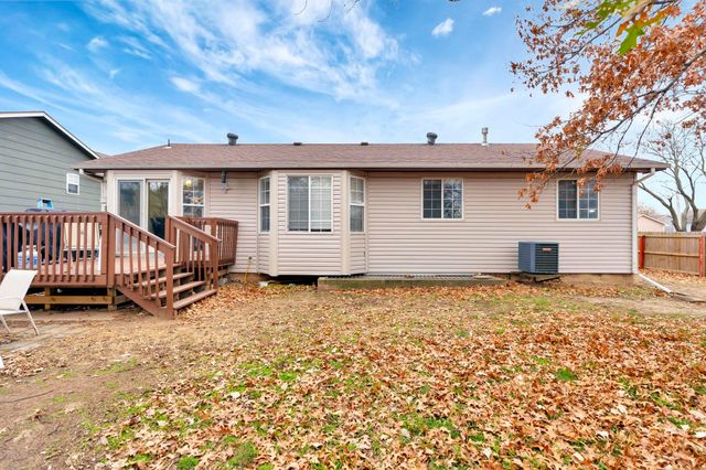 1917 N Covington St, Wichita, KS 67212