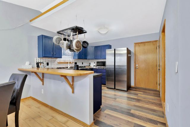 1917 N Covington St, Wichita, KS 67212