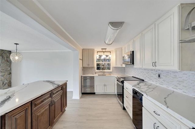 9307 RIVER COVE DRIVE, Riverview, FL 33578