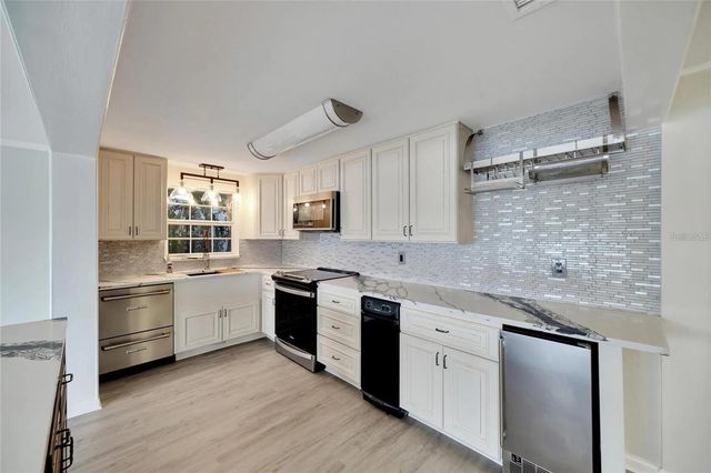 9307 RIVER COVE DRIVE, Riverview, FL 33578