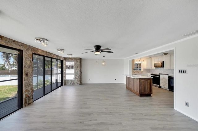 9307 RIVER COVE DRIVE, Riverview, FL 33578