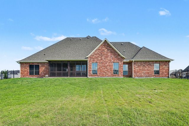 2016 Fox Bend Trace, Gunter, TX 75058