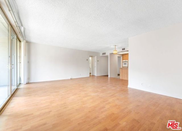 1300 Midvale Avenue 409, Los Angeles, CA 90024