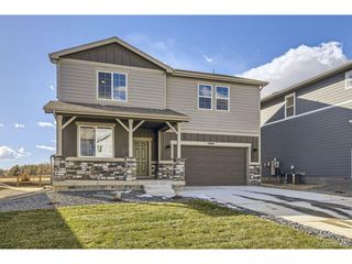 46431 Heritage Ave, Bennett, CO 80102