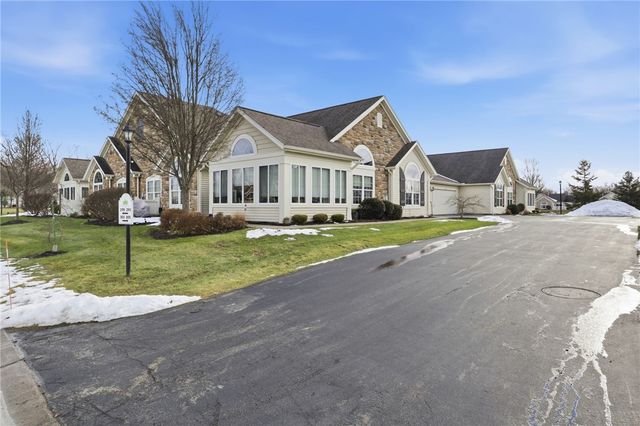 291 Maryview Drive, Penfield, NY 14580