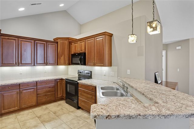 291 Maryview Drive, Penfield, NY 14580