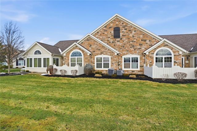 291 Maryview Drive, Penfield, NY 14580