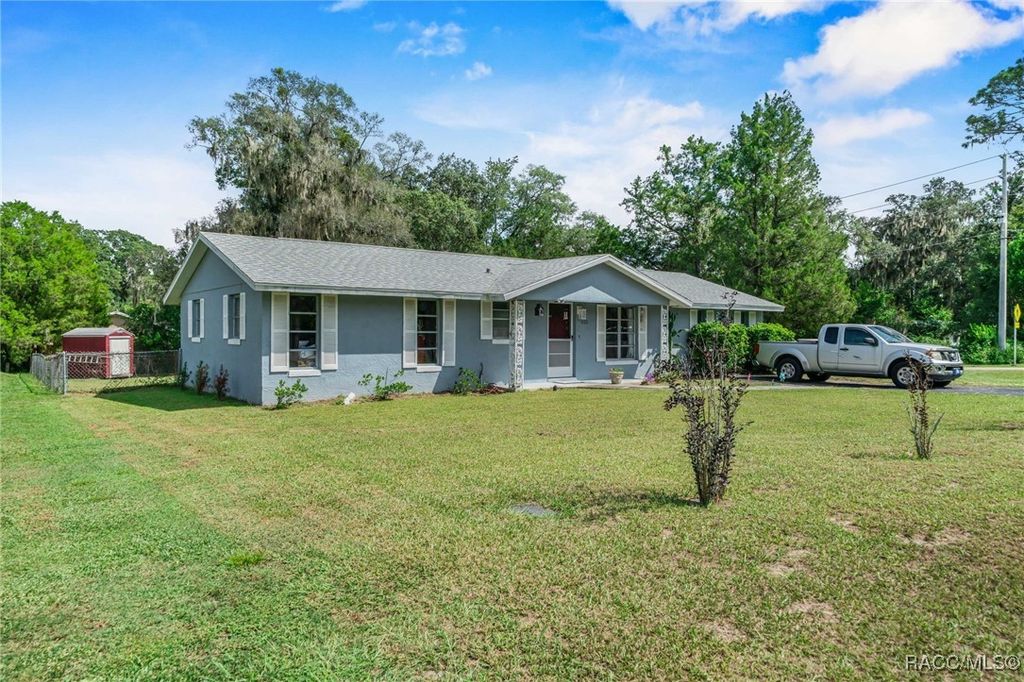 422 Camellia Avenue, Inverness, FL 34452