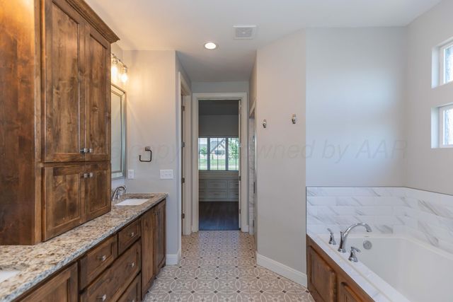 9241 COPPER CREEK Drive, Amarillo, TX 79119