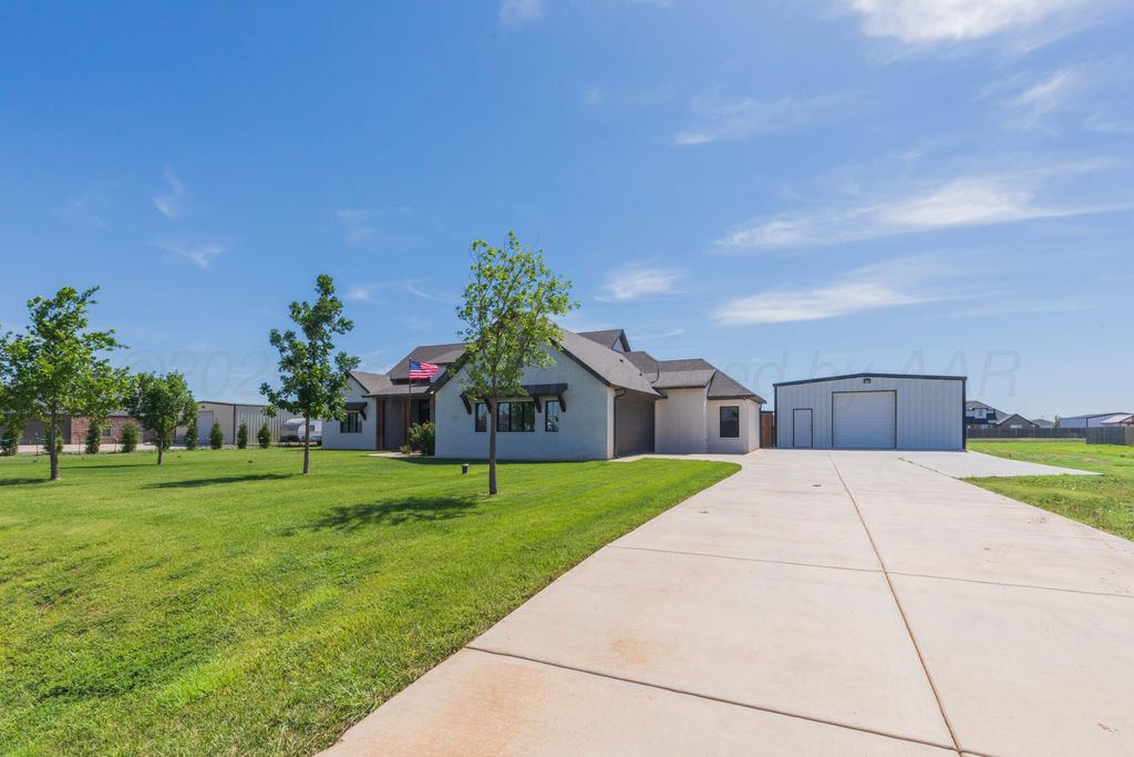 9241 COPPER CREEK Drive, Amarillo, TX 79119