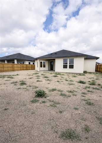 1453 Lois Chesney St, Corpus Christi, TX 78415