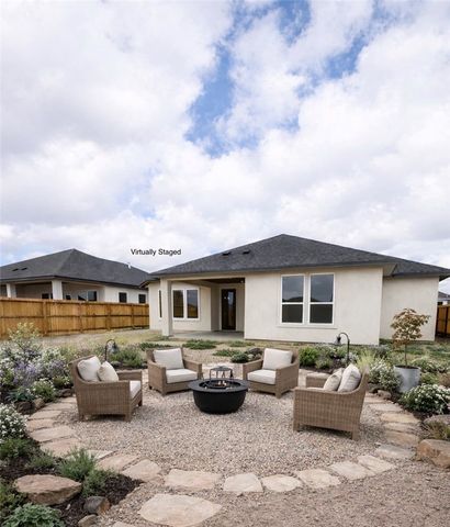 1453 Lois Chesney St, Corpus Christi, TX 78415