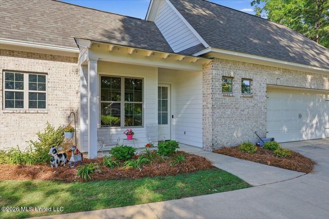 109 Cedar Hill Way, Clinton, MS 39056