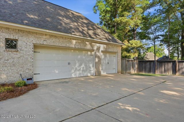 109 Cedar Hill Way, Clinton, MS 39056