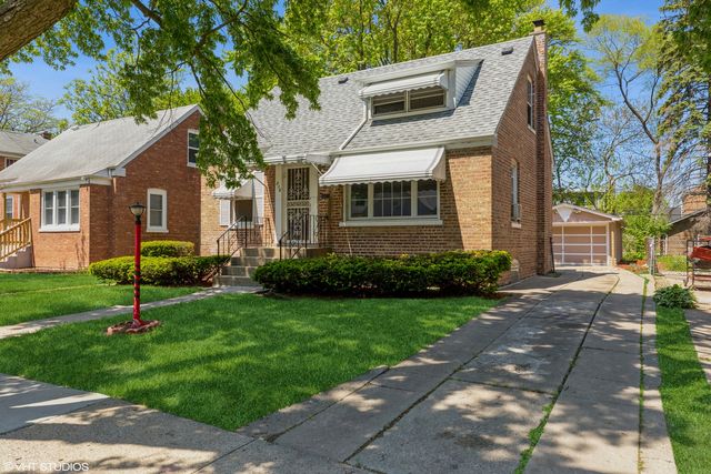 216 E 141st Place, Dolton, IL 60419