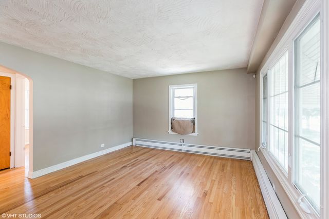 216 E 141st Place, Dolton, IL 60419