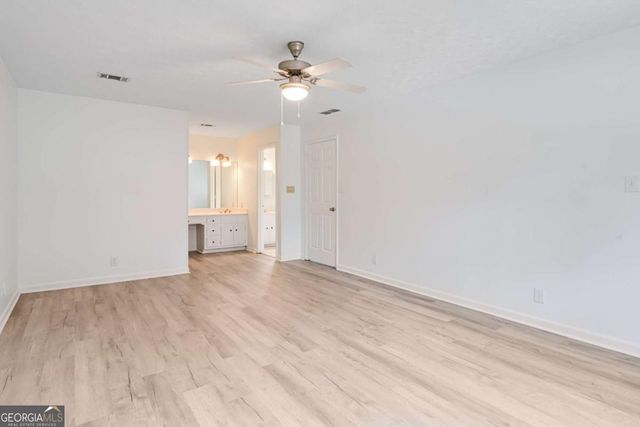 4711 Nutmeg Way SW, Lilburn, GA 30047