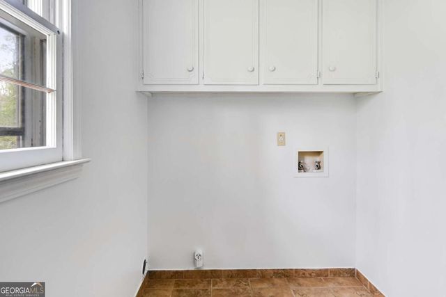 4711 Nutmeg Way SW, Lilburn, GA 30047