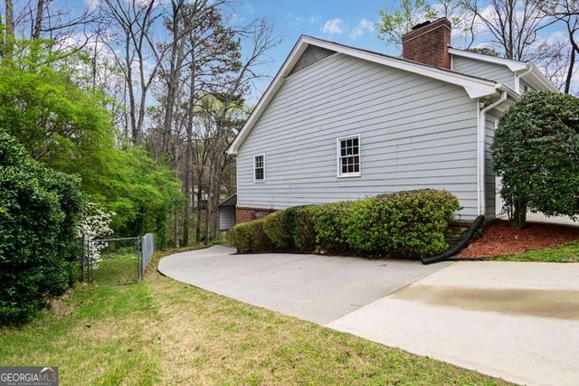 4711 Nutmeg Way SW, Lilburn, GA 30047