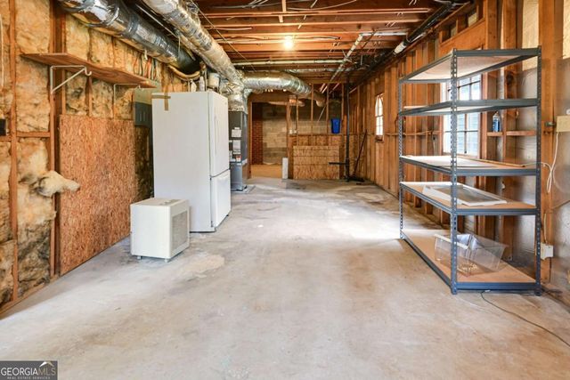 4711 Nutmeg Way SW, Lilburn, GA 30047