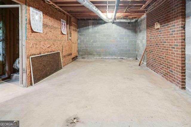 4711 Nutmeg Way SW, Lilburn, GA 30047