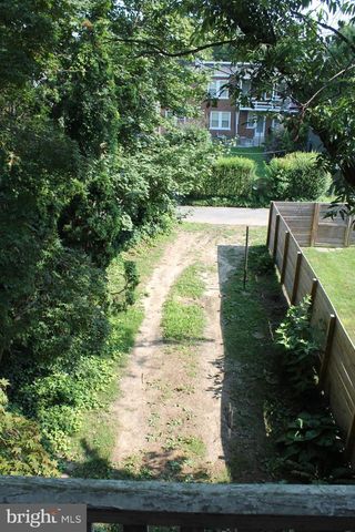 929 EDGEWOOD AVE, Lancaster, PA 17603