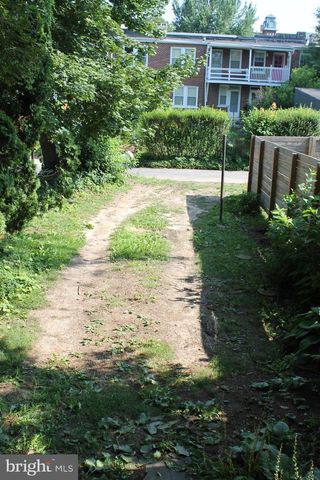929 EDGEWOOD AVE, Lancaster, PA 17603