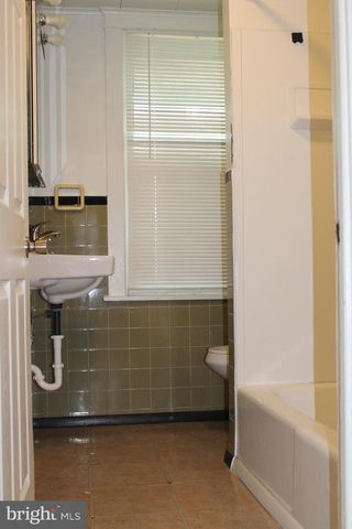 929 EDGEWOOD AVE, Lancaster, PA 17603