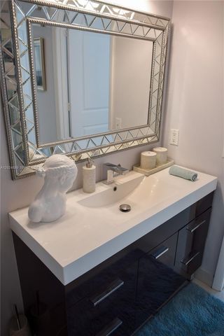 3180 SW 22nd Ter PH203, Miami, FL 33145