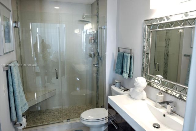 3180 SW 22nd Ter PH203, Miami, FL 33145
