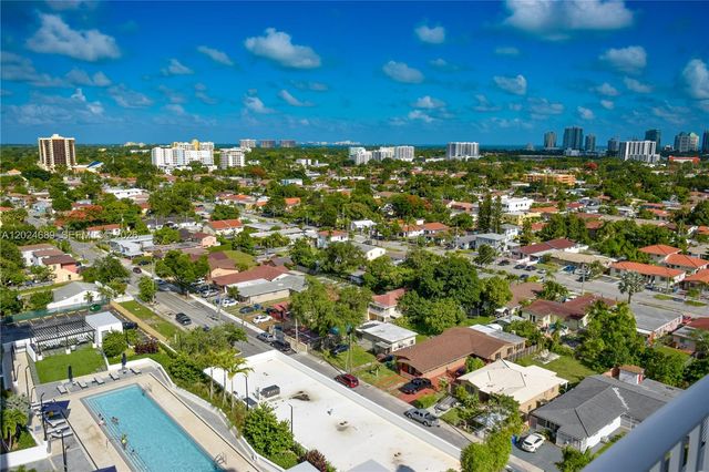 3180 SW 22nd Ter PH203, Miami, FL 33145