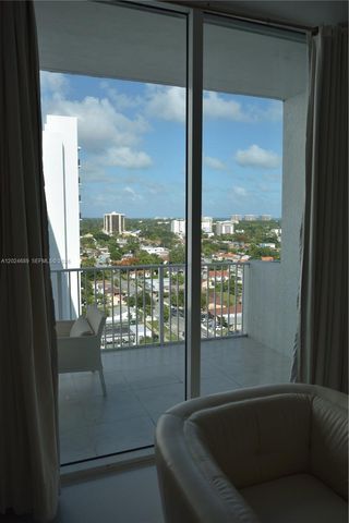 3180 SW 22nd Ter PH203, Miami, FL 33145
