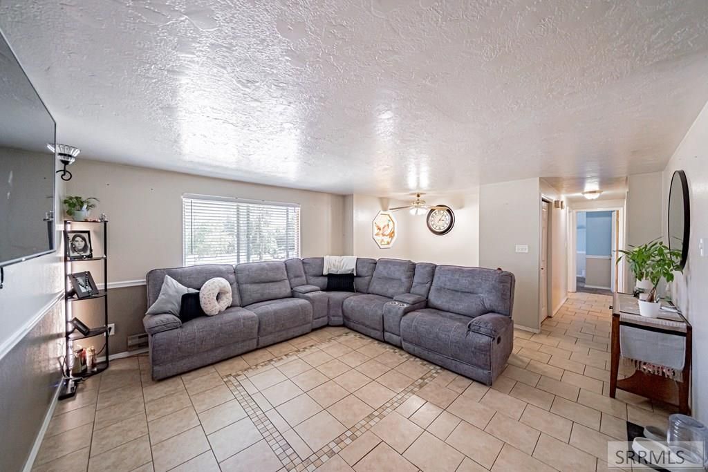 Image 6 of property listing at 847 Chantilly Lane, Idaho Falls, ID 83402