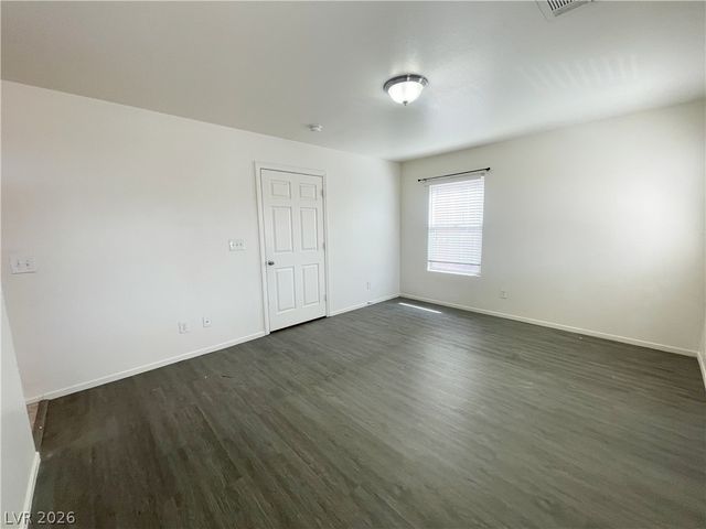 1836 Luna Alegre Street, Las Vegas, NV 89115