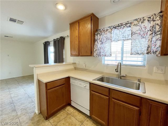 1836 Luna Alegre Street, Las Vegas, NV 89115