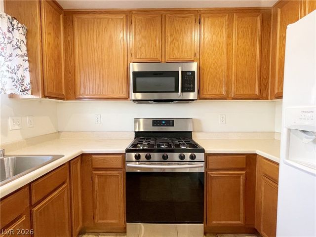 1836 Luna Alegre Street, Las Vegas, NV 89115