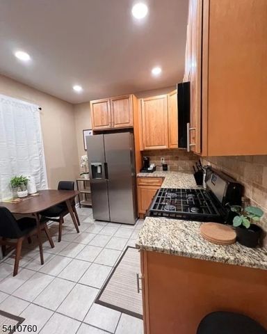 539 18Th Ave, Newark City, NJ 07103