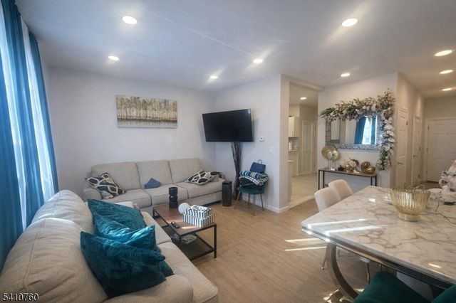 539 18Th Ave, Newark City, NJ 07103