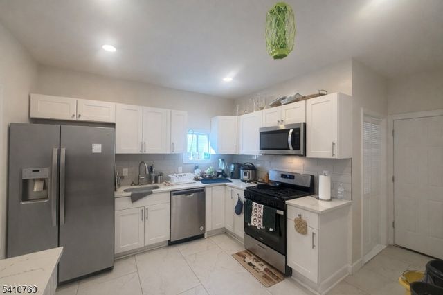 539 18Th Ave, Newark City, NJ 07103